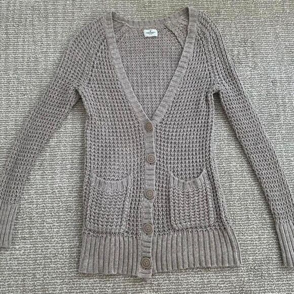 American Eagle Y2K Baby Knit Button Down Cardigan –Elena Gilbert Core - Picture 2 of 8